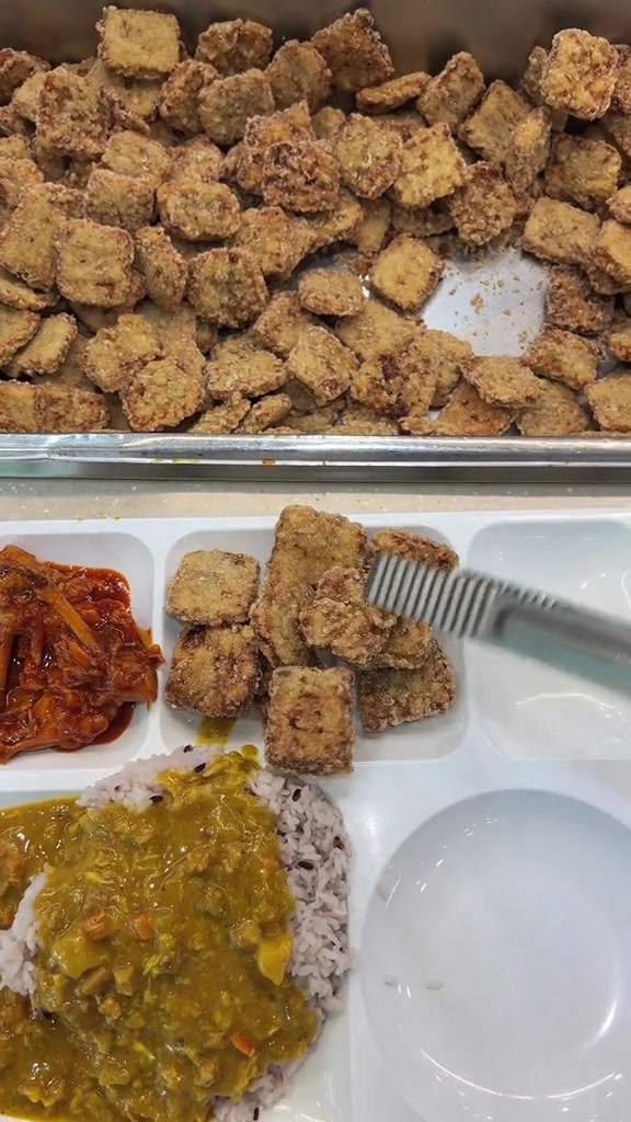 韩国大学食堂6500元自助午饭长啥样？此时此刻韩式锅包肉诞生了！