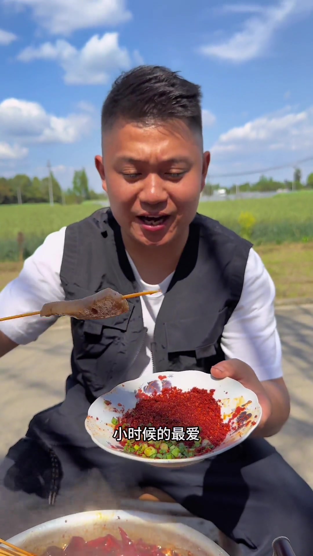 这个麻辣烫是你们小时侯学校门口的记忆吗