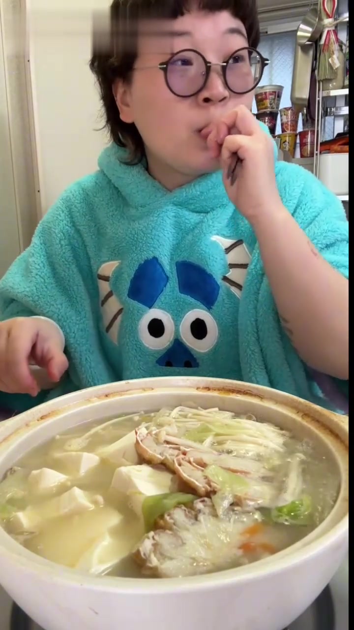 「东京独居」一个人的螃蟹火锅