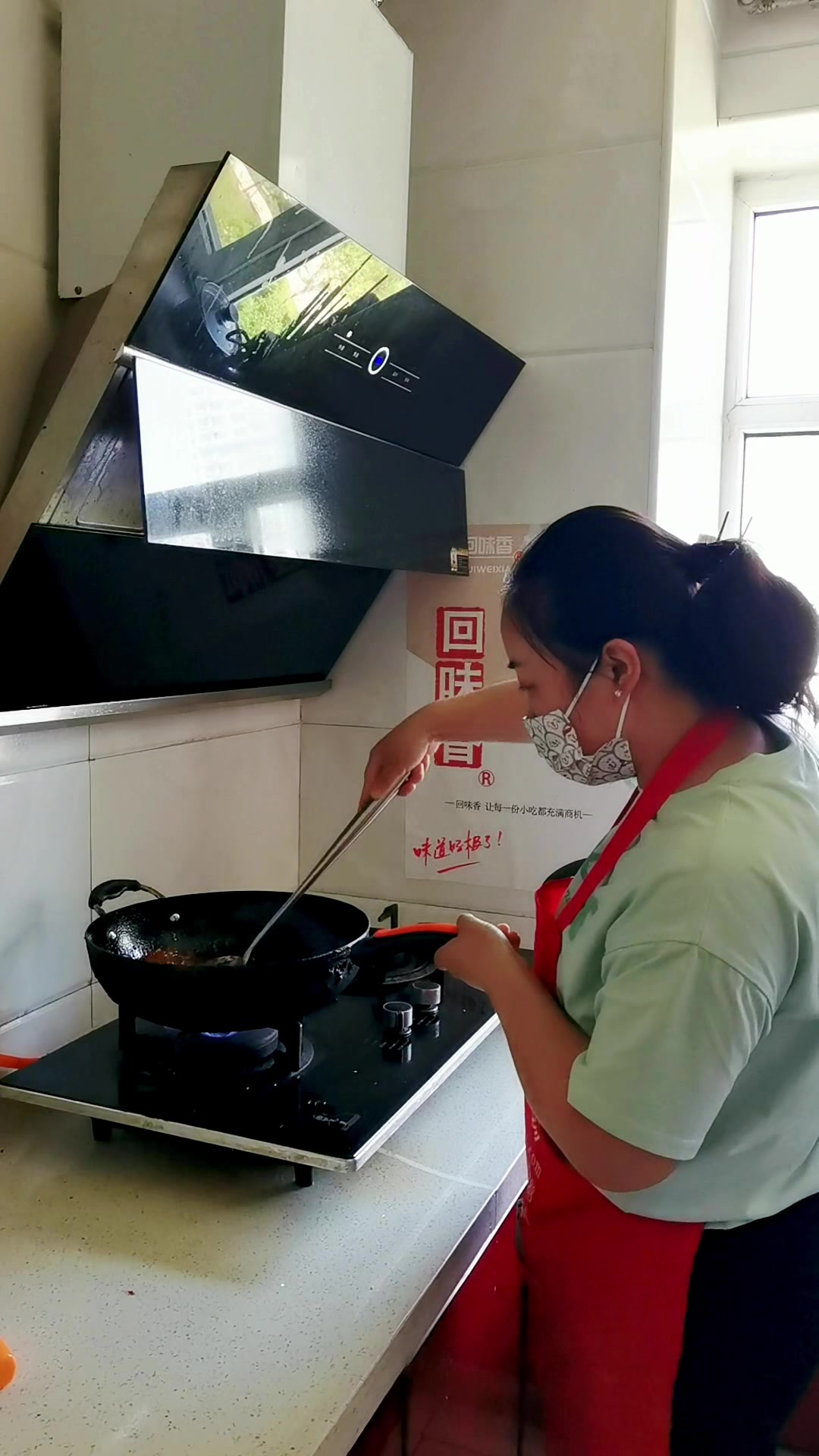 甘肃天水老师傅的老式川味鸡汁麻辣烫配方,5天学会省6万加盟费!