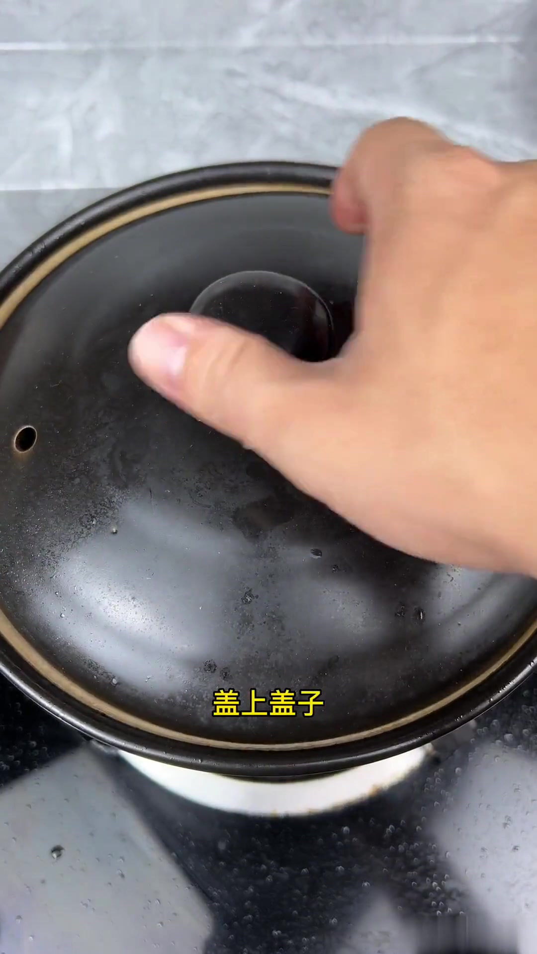 白萝卜鱿鱼肉沫汤,味道鲜甜超好喝