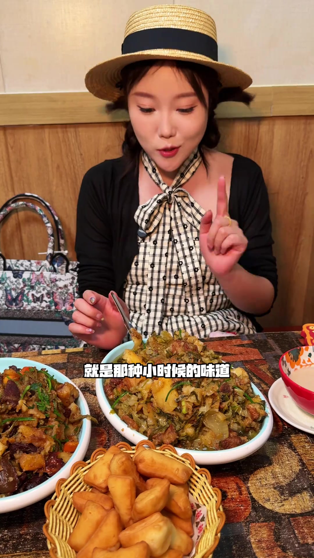 蒙专附近超好吃的伊盟烩菜，呼和浩特美食探店