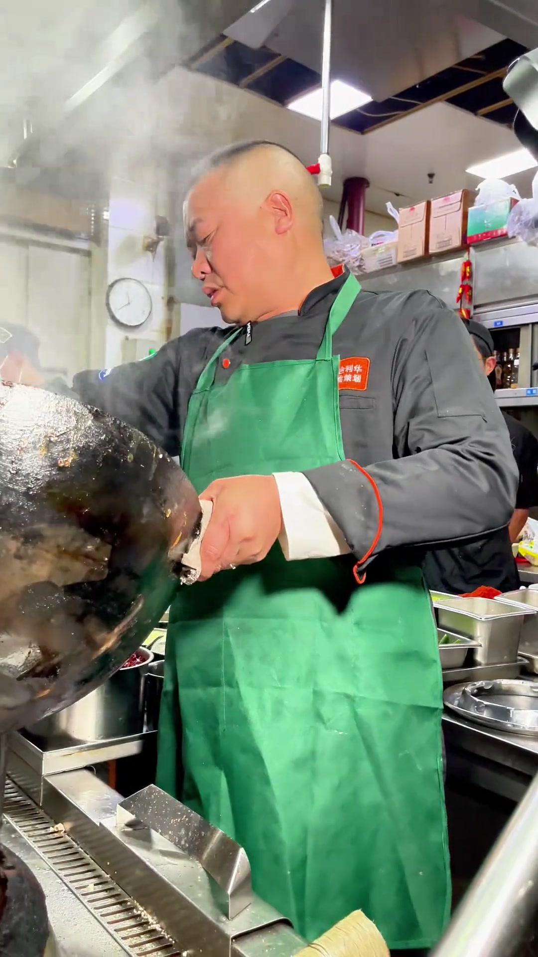 云南特色美食——芋头红烧肉