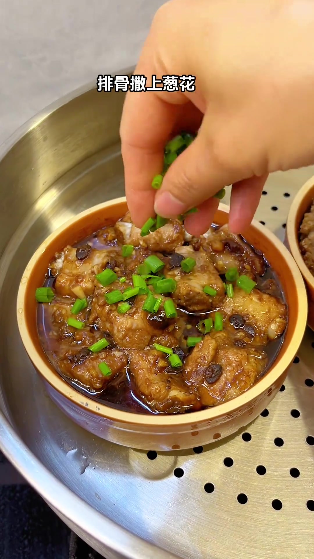 天热不想炒菜，小碗蒸菜搞定晚餐，有荤有素清淡营养