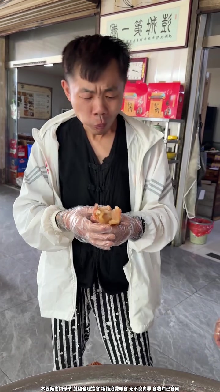 色香味俱全的美食，让人垂涎欲滴