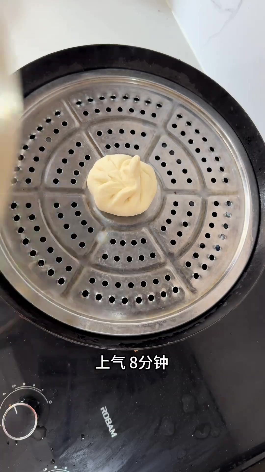 今日花3毛8买冰冻虾，做出八菜一汤