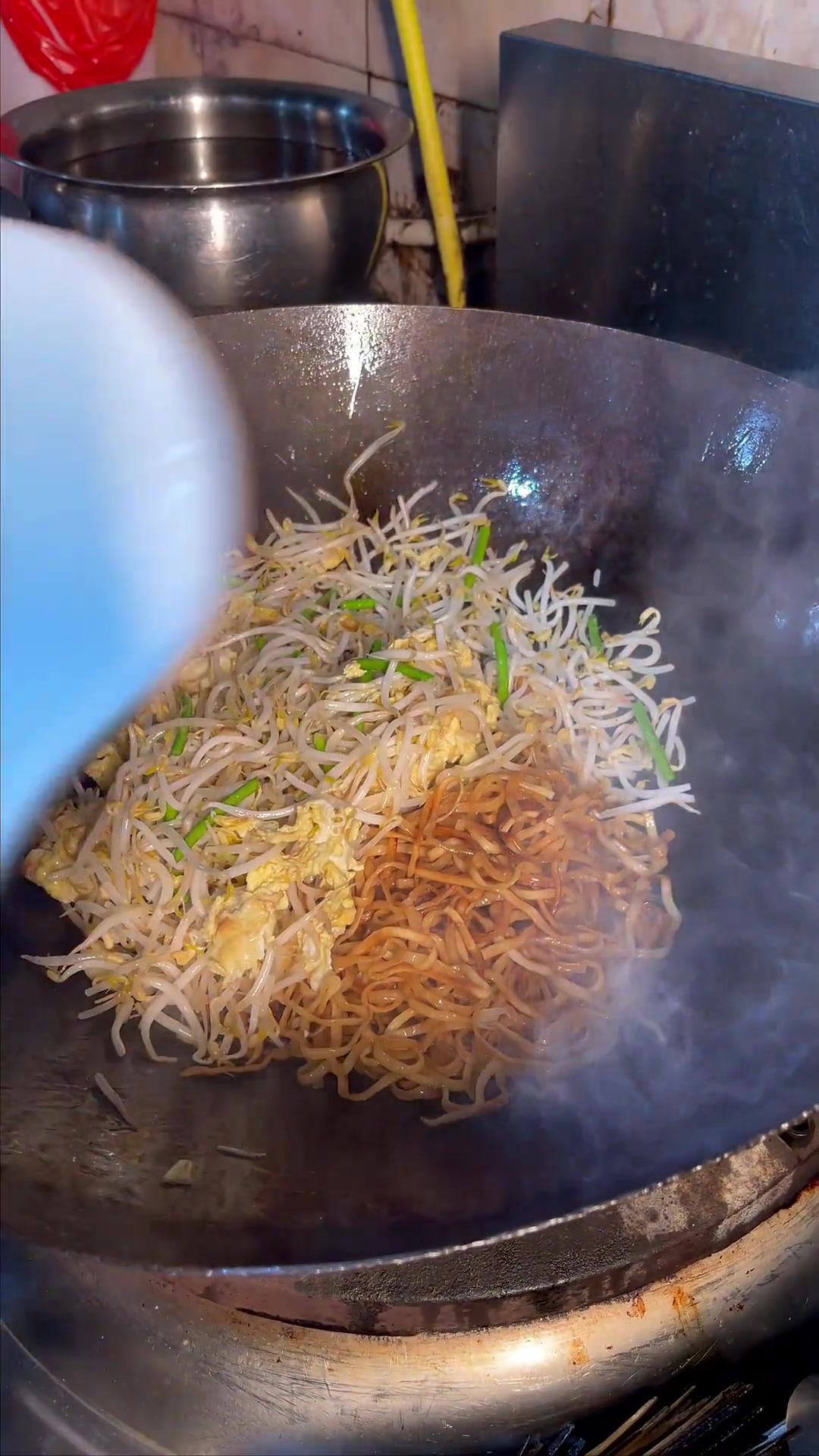 今日中国烹饪名师教做长垣金牌小吃生炒面条