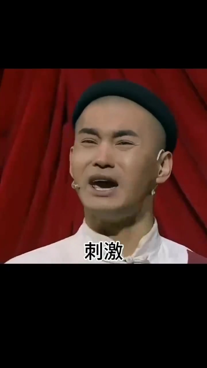 一只鸡放在盘子里,再打一下大盘鸡和平精英夏日焕新 和平精英夏日海豚岛 和平精英PC模拟器 