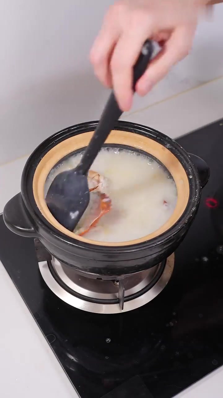 大冬天谁能拒绝一碗热气腾腾的砂锅粥？