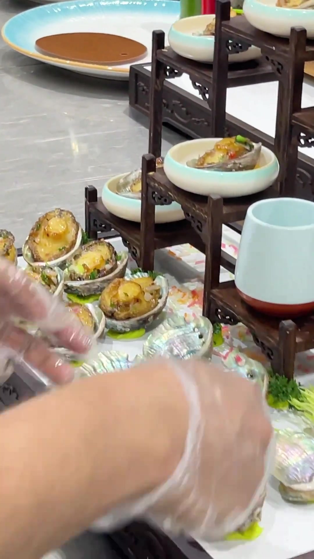葱油鲍鱼精致摆盘