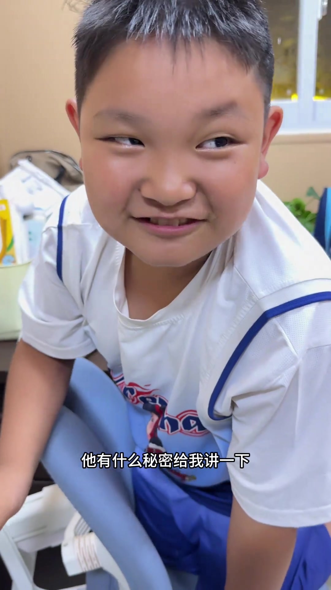 暑假做给小朋友的外焦里嫩咖喱鸡排饭，可当零食