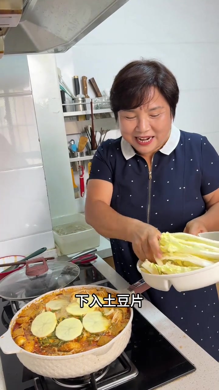 家庭版麻辣烫,绝招都交给你们啦～快学着做吧,好吃,快速,10分钟搞定
