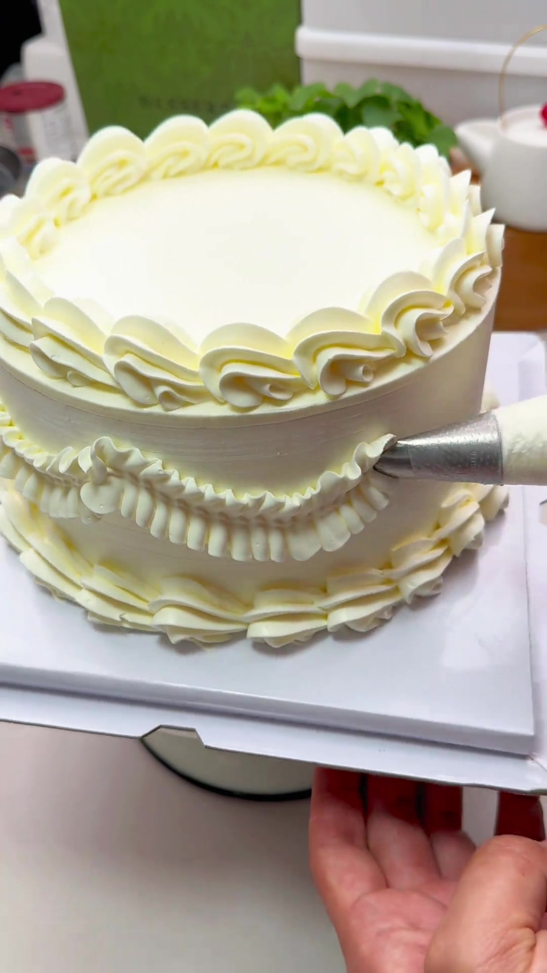 4寸复古蛋糕这样做好看吗？