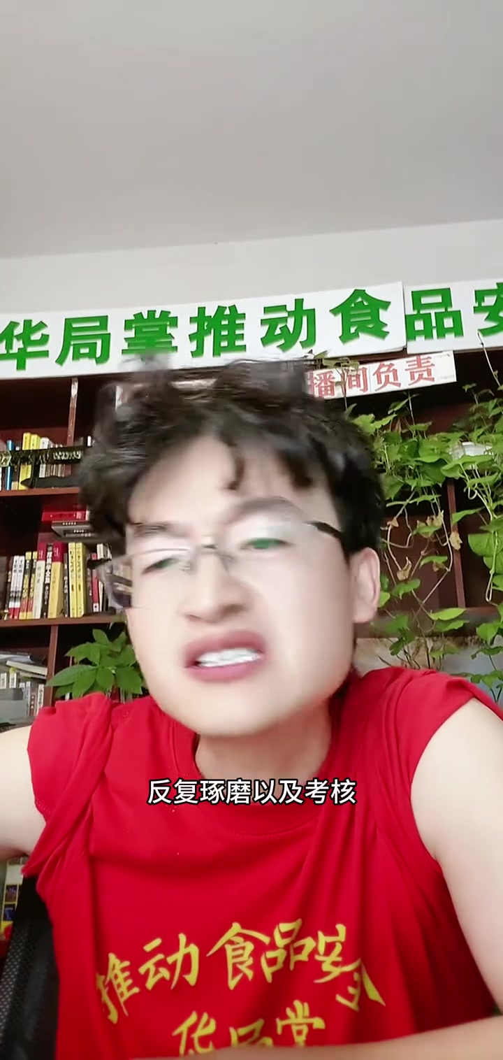 非转基因菜籽油,纯菜籽压榨零添加,香味纯正营养健康