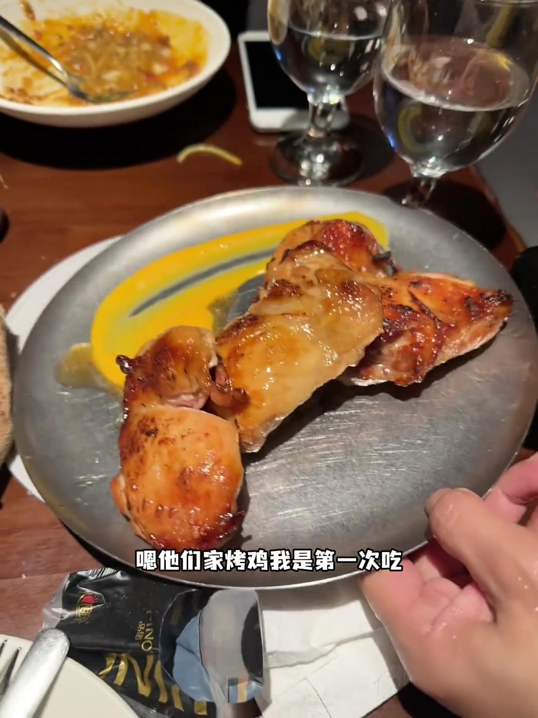 雨天吃披萨真的超chill