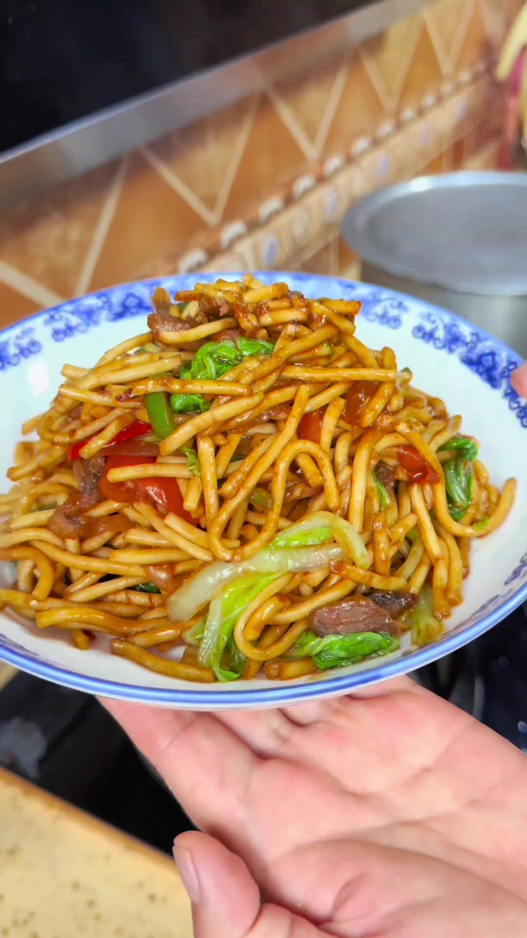 一日三餐，人间烟火，简单而美味的炒藏面