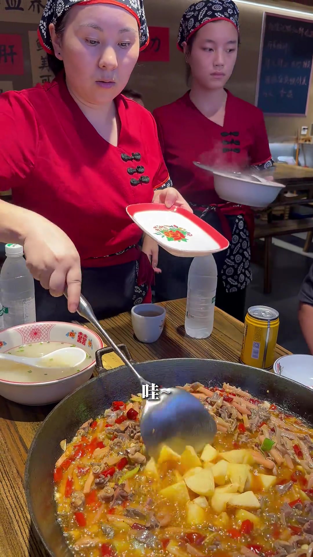 来黔江，一定要吃一次正宗的黔江鸡杂，重庆美食推荐