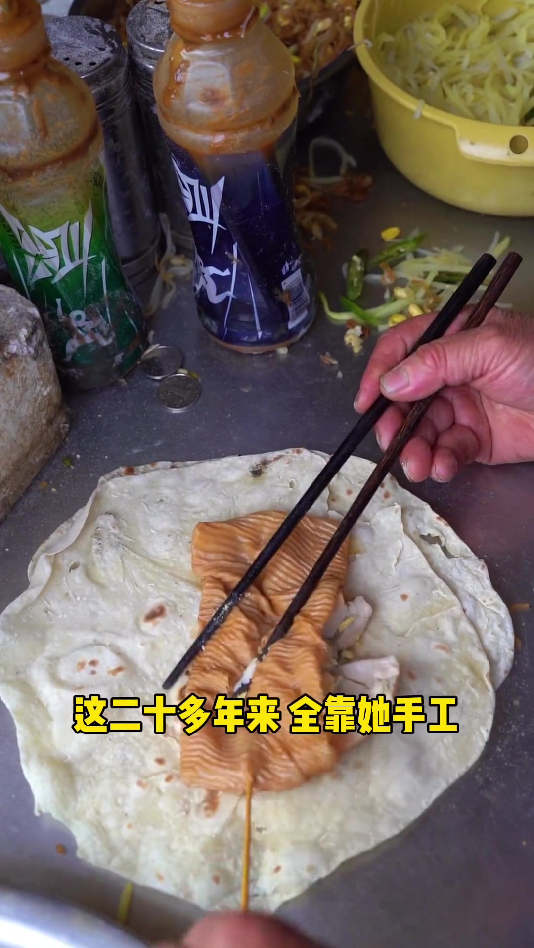 南顿十字街发现宝藏手工烙馍卷菜