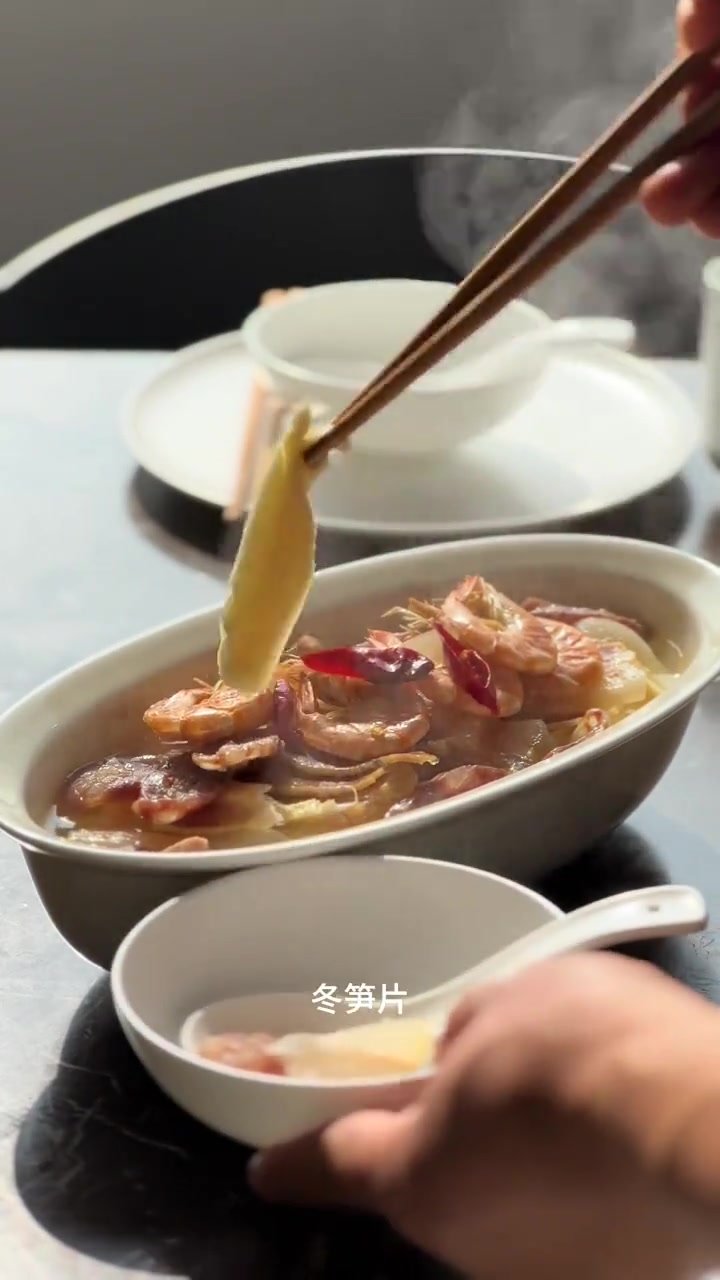 豆干搭咸肉腊肠冬笋虾干这样蒸太好吃啦