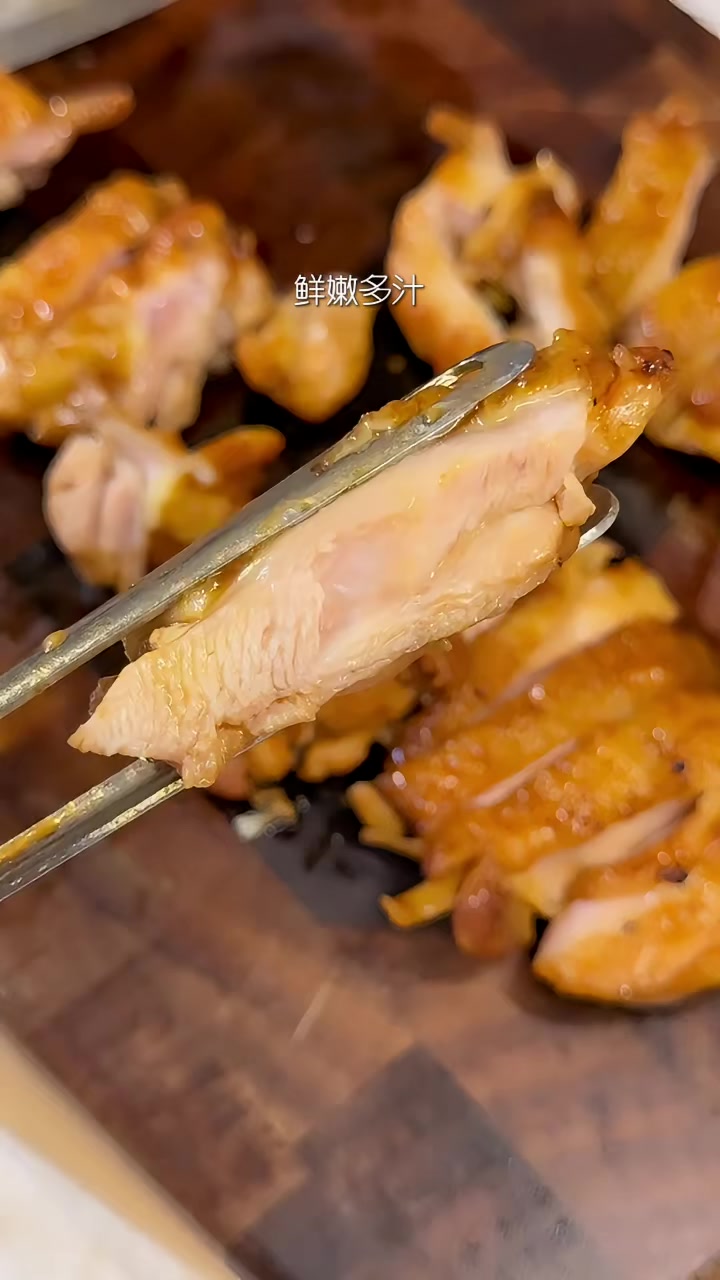 自己做饭下班在家吃葱油鸡乌冬面,是谁发明了葱油乌冬面的做法,香到比肉还好吃!夏天胃口减半,