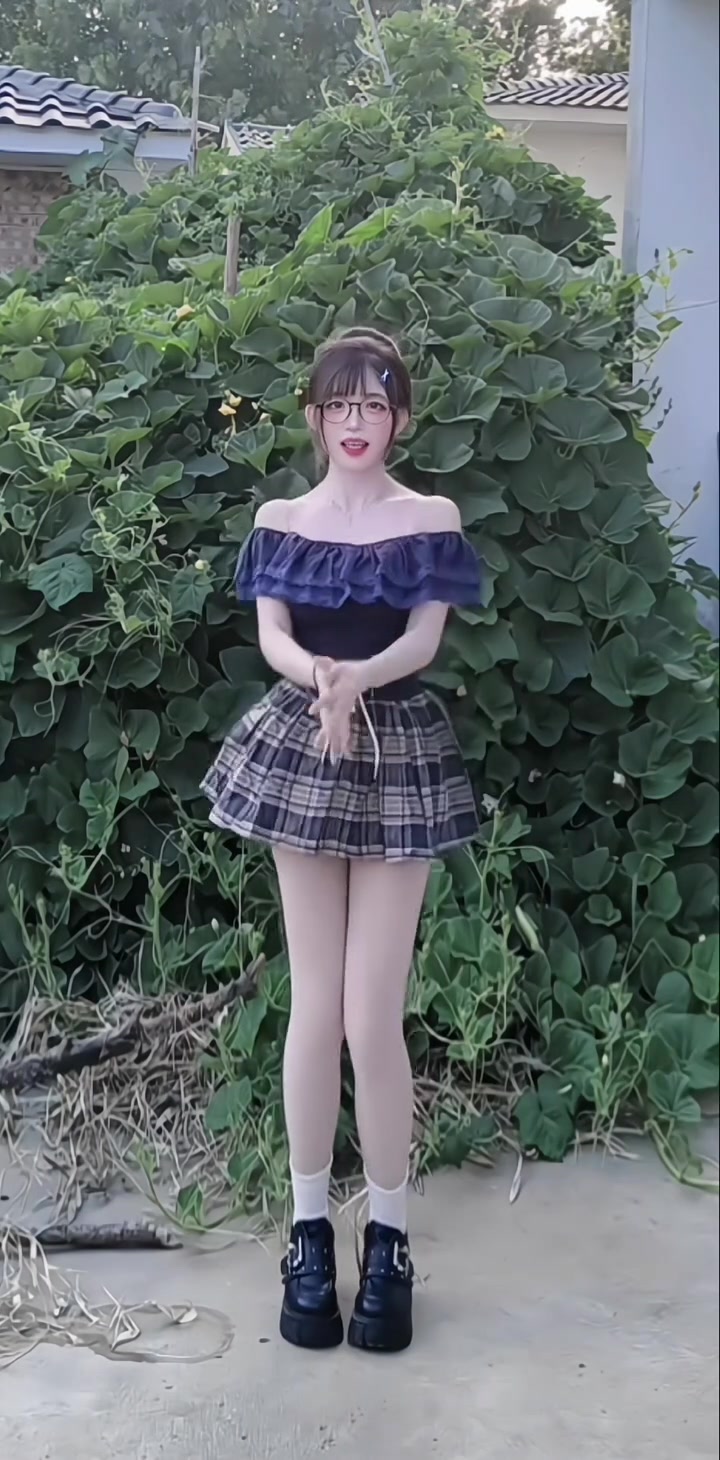 花四爷,皮皮虾我们走,舞蹈