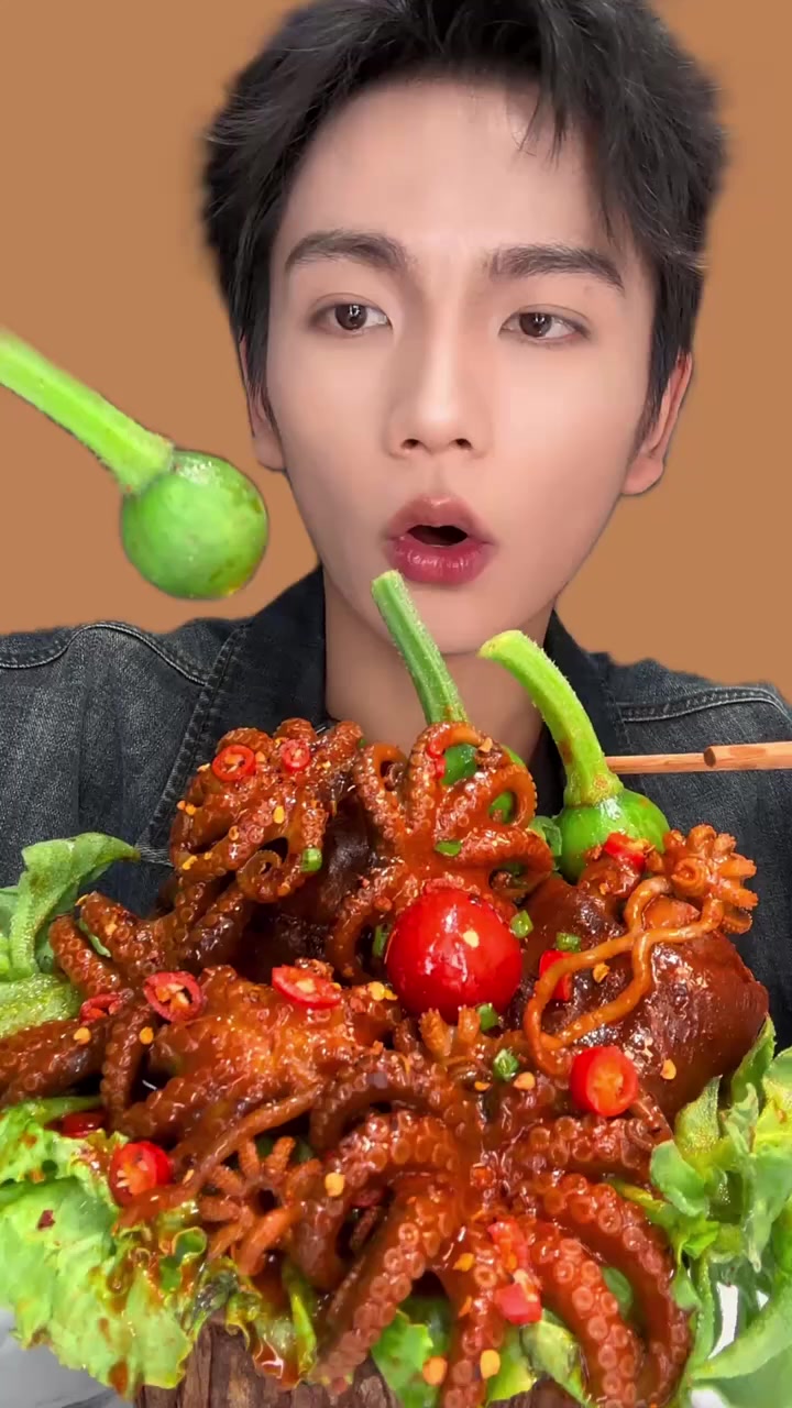 酱爆八爪鱼,墨鱼仔,猪蹄