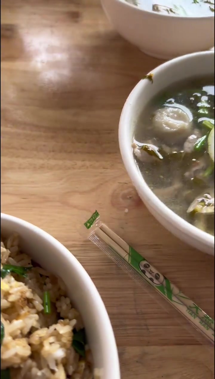 潮阳和平镇，今天吃鸭脯饭甜汤