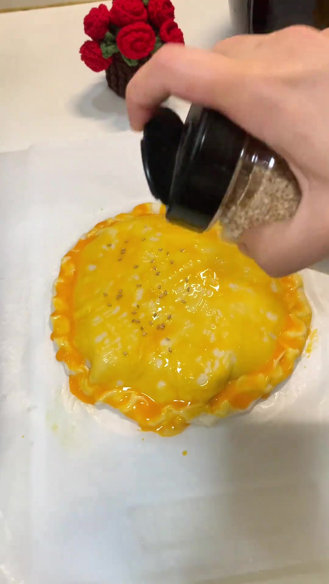 手抓饼做爆浆香蕉芝士披萨,外皮酥脆馅料香