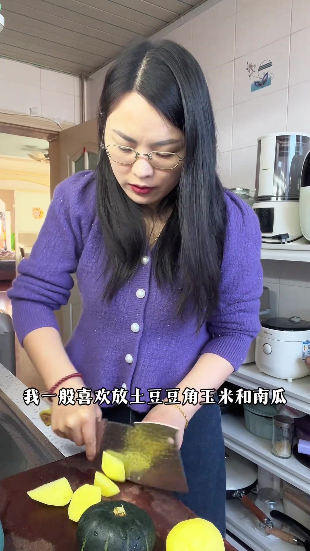 老王东北同事寄大鹅，铁锅炖配贴饼子，香迷糊了