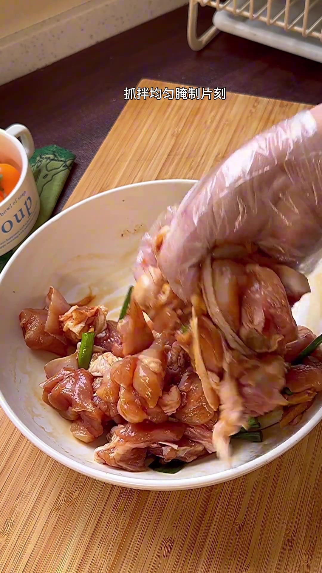 我家孩子超爱的咖喱鸡肉饭，汤汁浓香味美