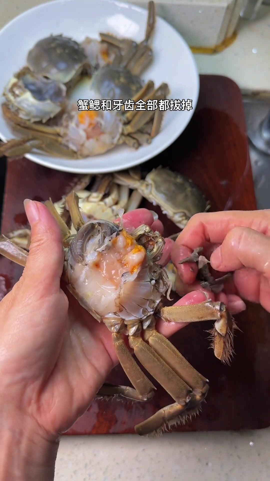 又是吃毛蟹的季节，闽南的毛蟹焖饭你们吃过吗，膏油融入饭中