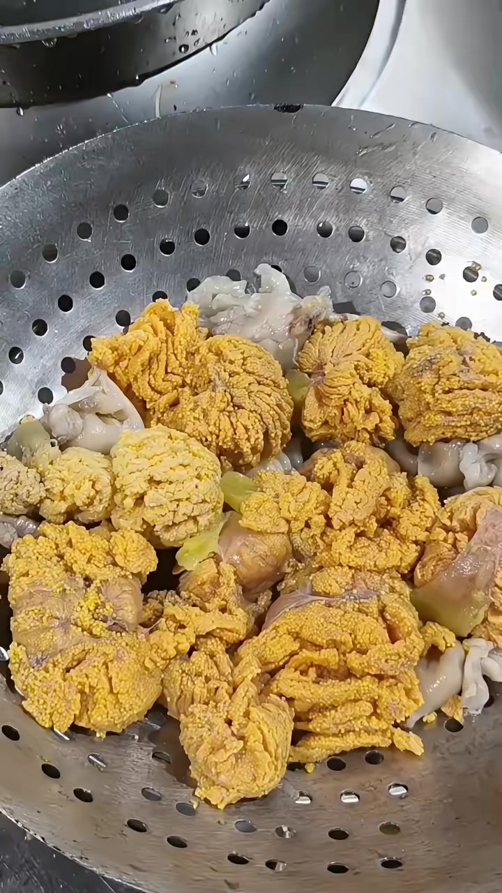 鲜香美味的烧鱼籽鱼泡!