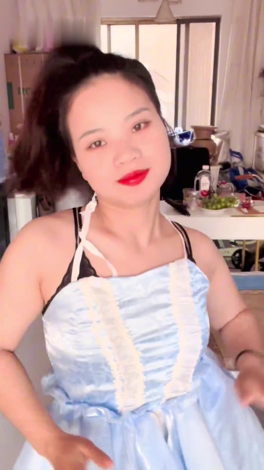 小龙虾不原谅小虾米