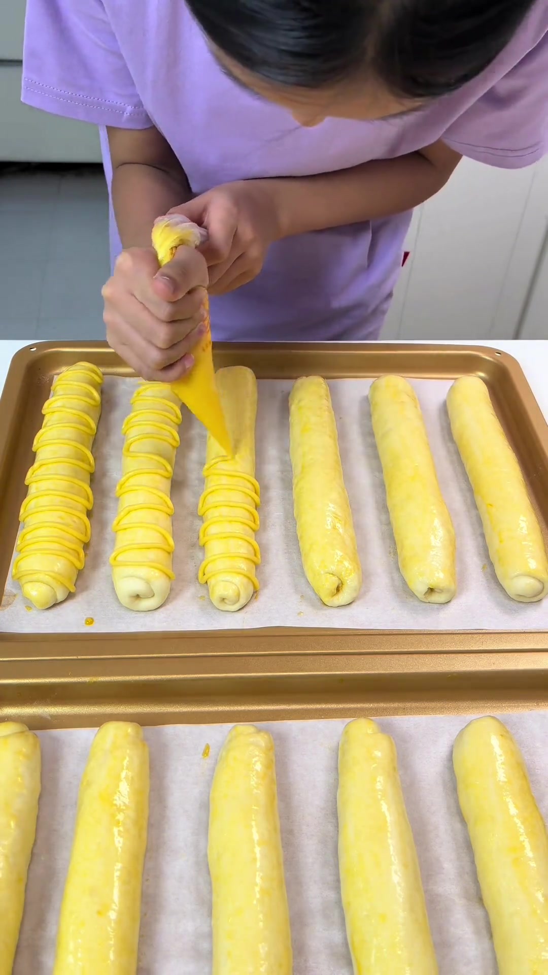 11岁小学生做的毛毛虫面包可太好吃了