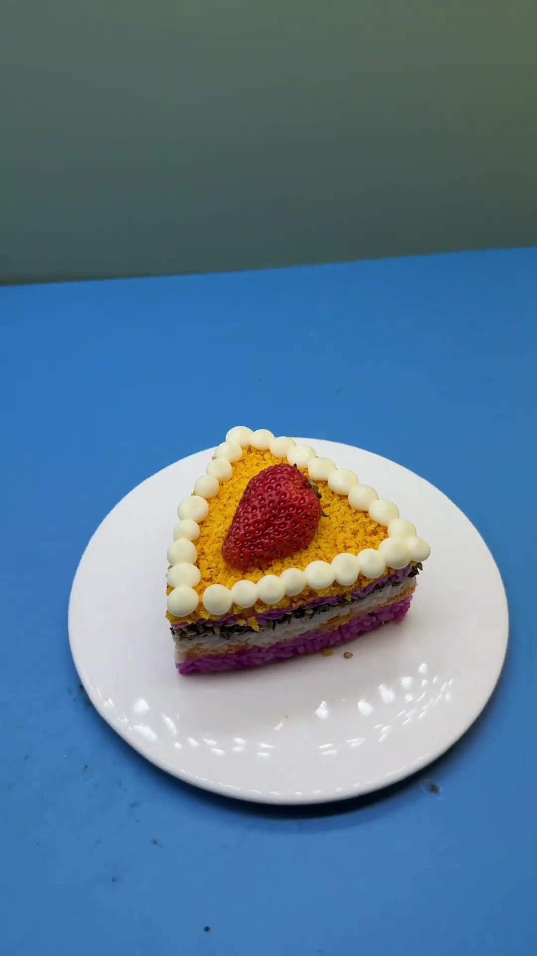 三角千层寿司饭团