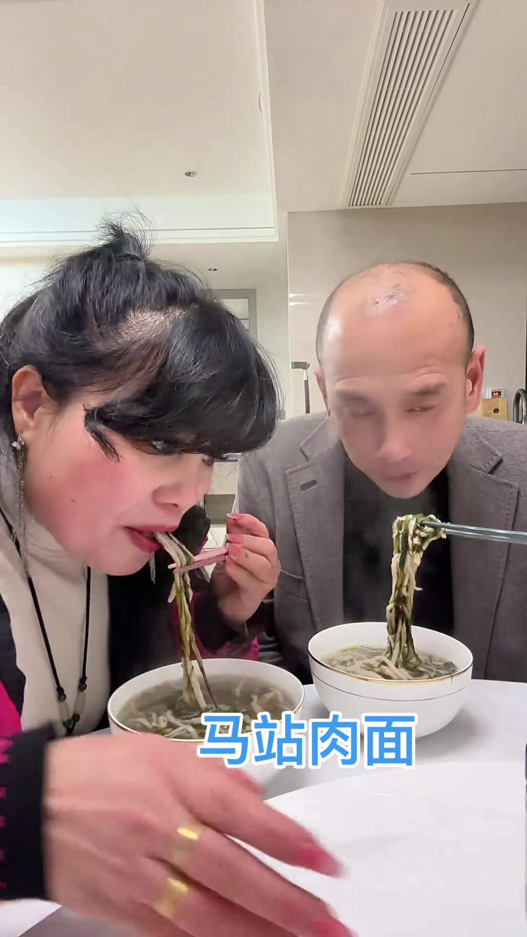 美食超鲜美！鸡仔香鸡蛋特别改变快来瞧