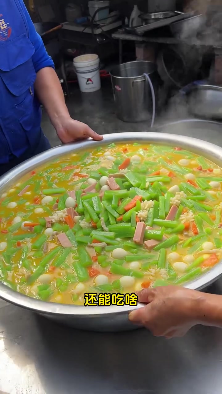 四川坝坝宴上的菜，可能和你心目中的川菜区别很大