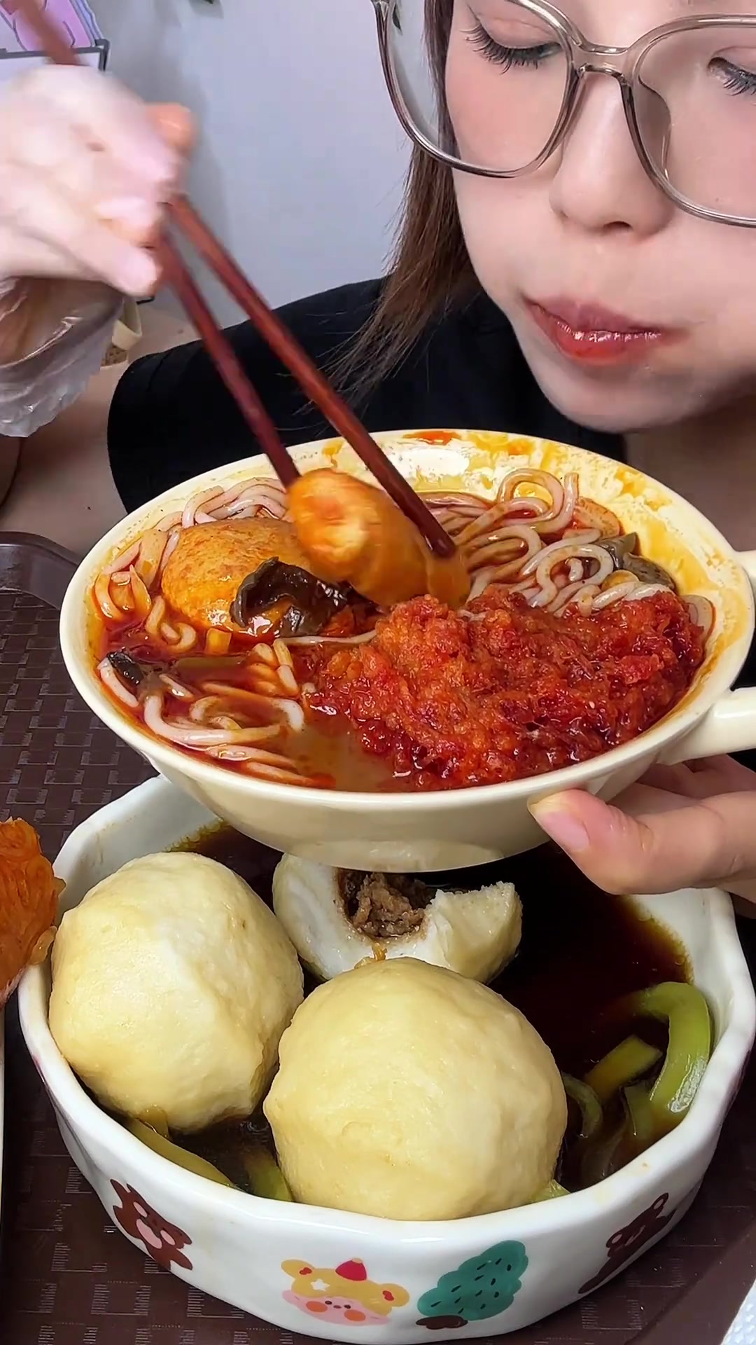 拳头大鱼丸配让肠螺蛳粉,超好吃!
