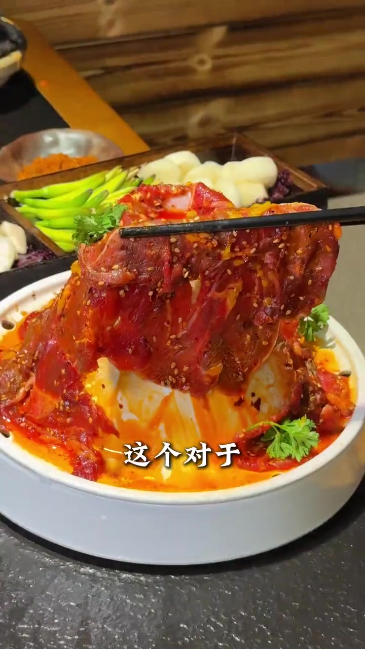 在西宁有这么奇特的火锅，把菜品做得像艺术品一样