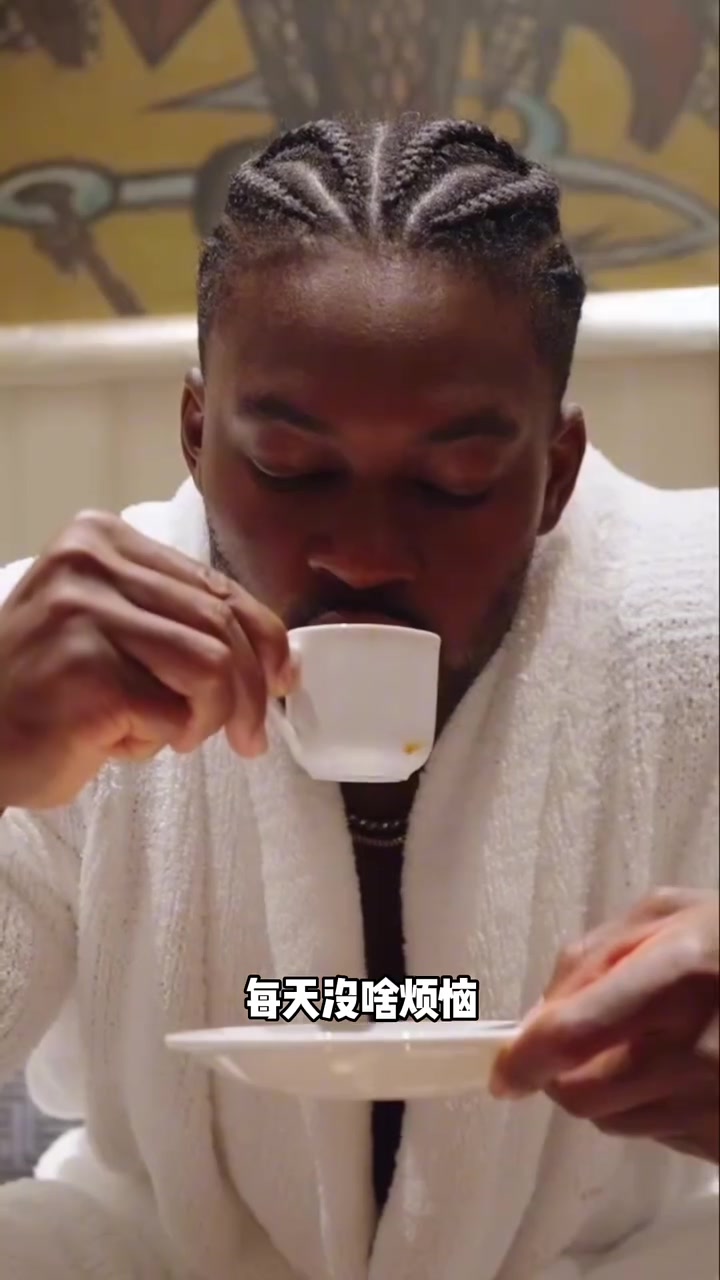 肌肉男在印度自律的一天
