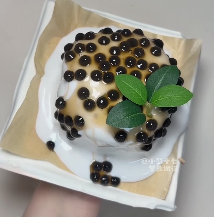 来一份黑糖舒芙蕾！真的就是有手就行！太美丽了，太美丽了，太美丽了！