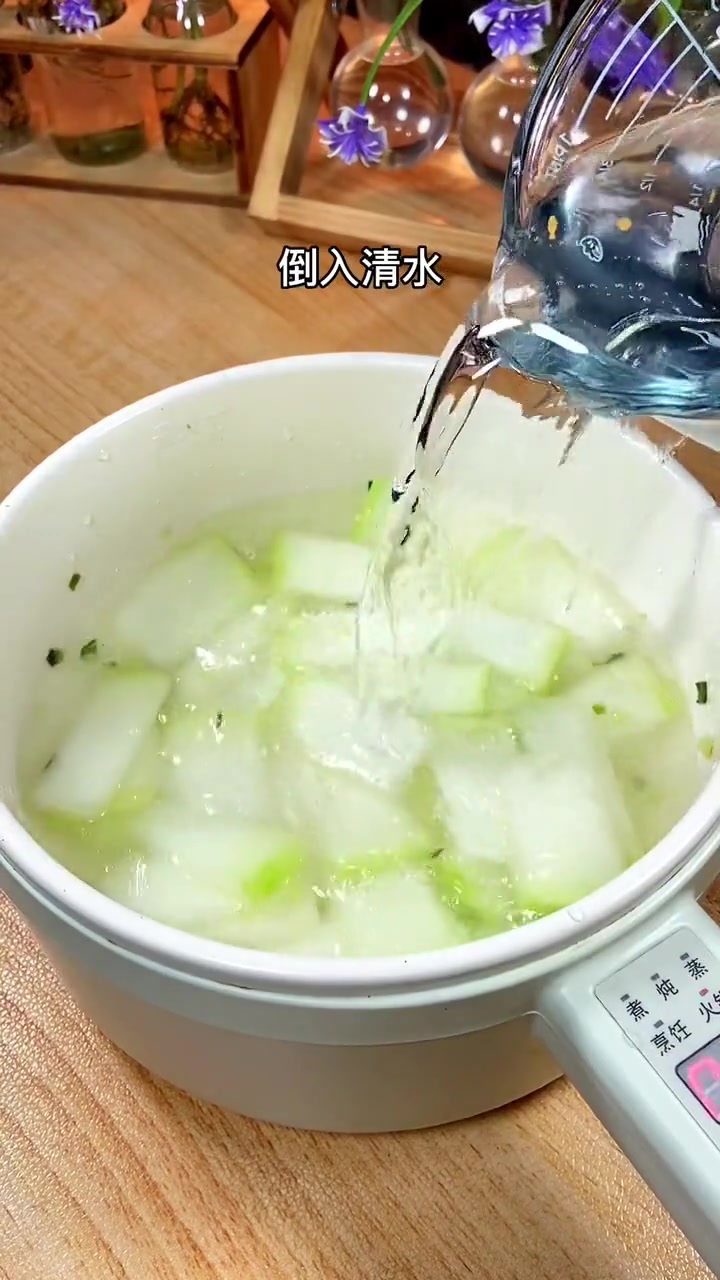 天冷快安排!冬瓜玉米牛肉丸子汤,好喝又营养