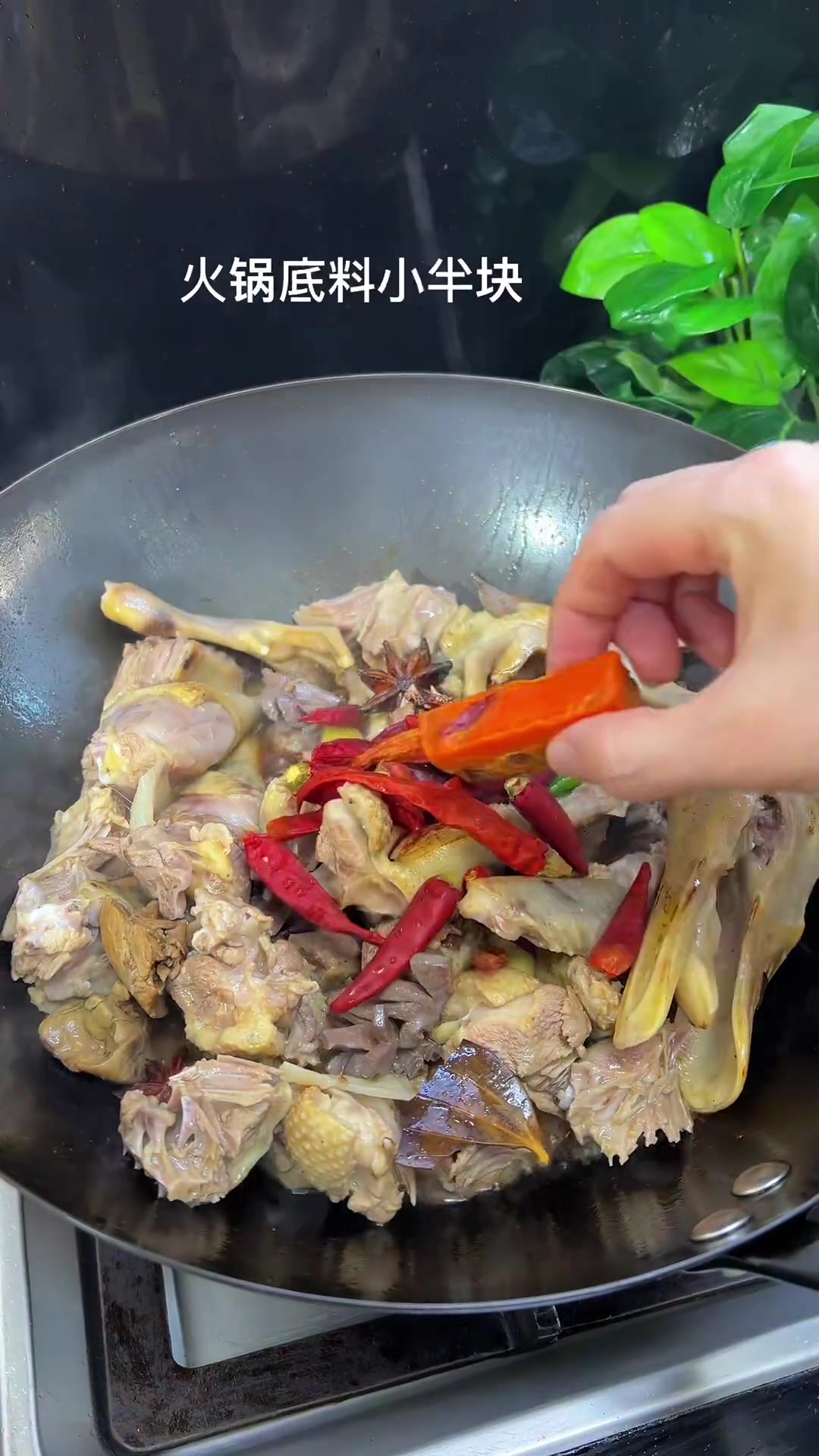 儿子放假必点啤酒鸭,加鹌鹑蛋垫底,香且入味