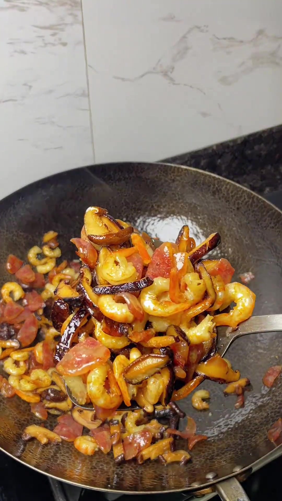分享潮汕中秋节必备～卷章芋粿，做法简单，蒸好煎一下外酥芋香十足好吃