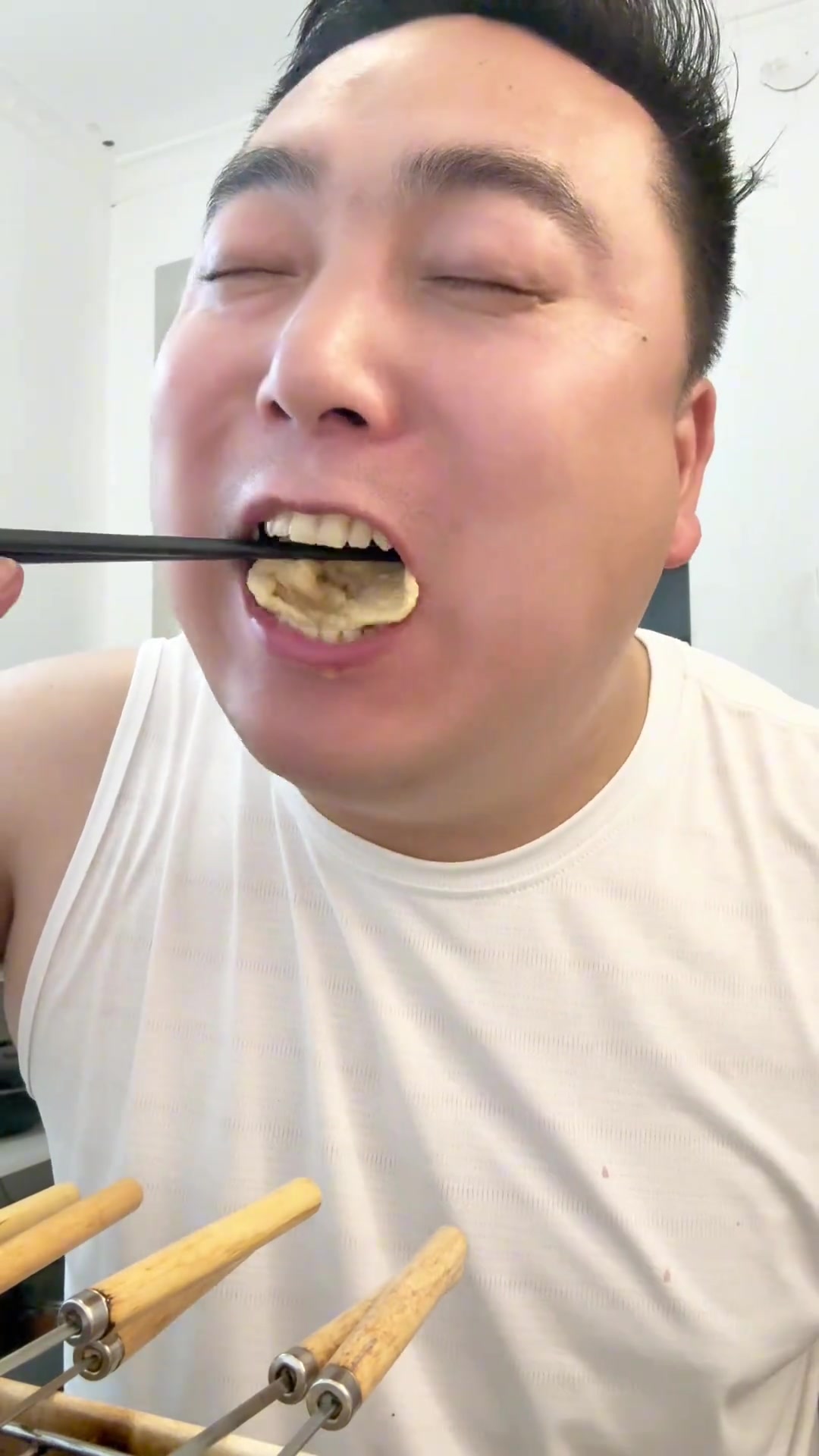 烤羊鞭羊腰羊排肉越嚼越硬气！