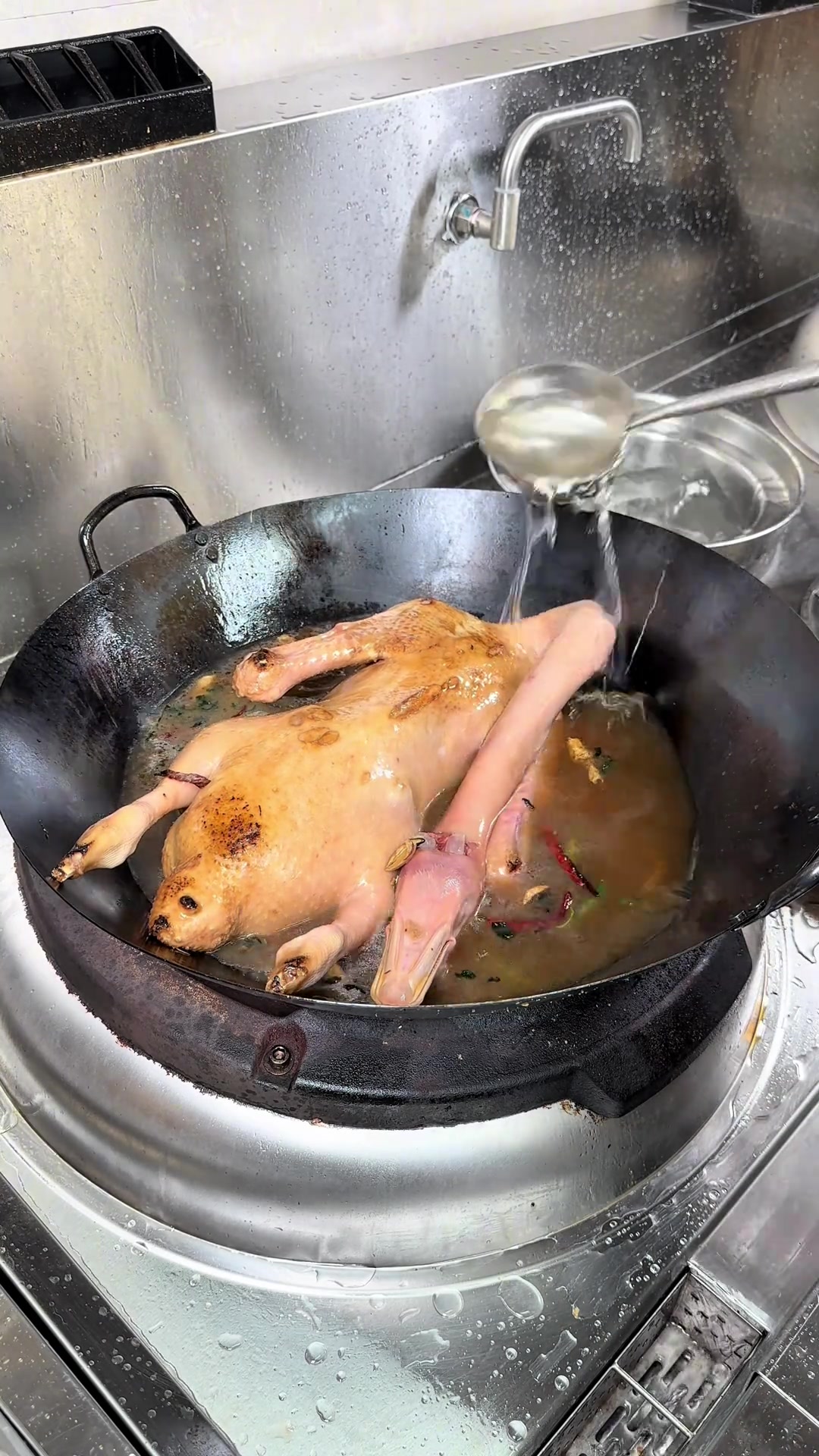 十年陈皮药膳碌鹅做法简单,酱香滋补