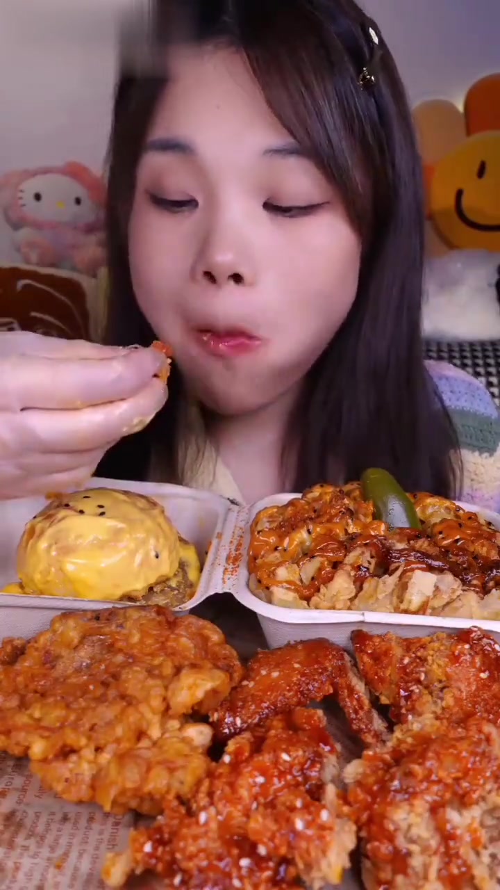 罗曼迪小姐姐吃炸鸡合集!