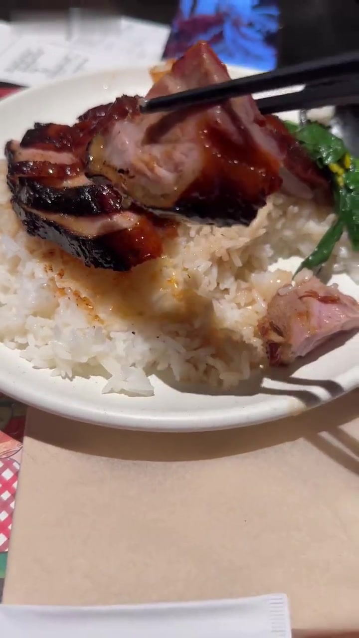 香港叉烧烧鹅饭,开启美味午餐时光