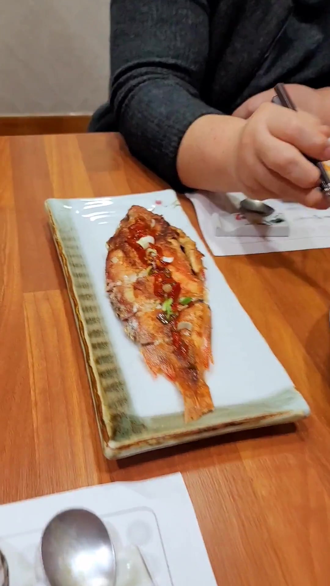 花450元吃韩国正食,这菜品和味道也太拉垮了!