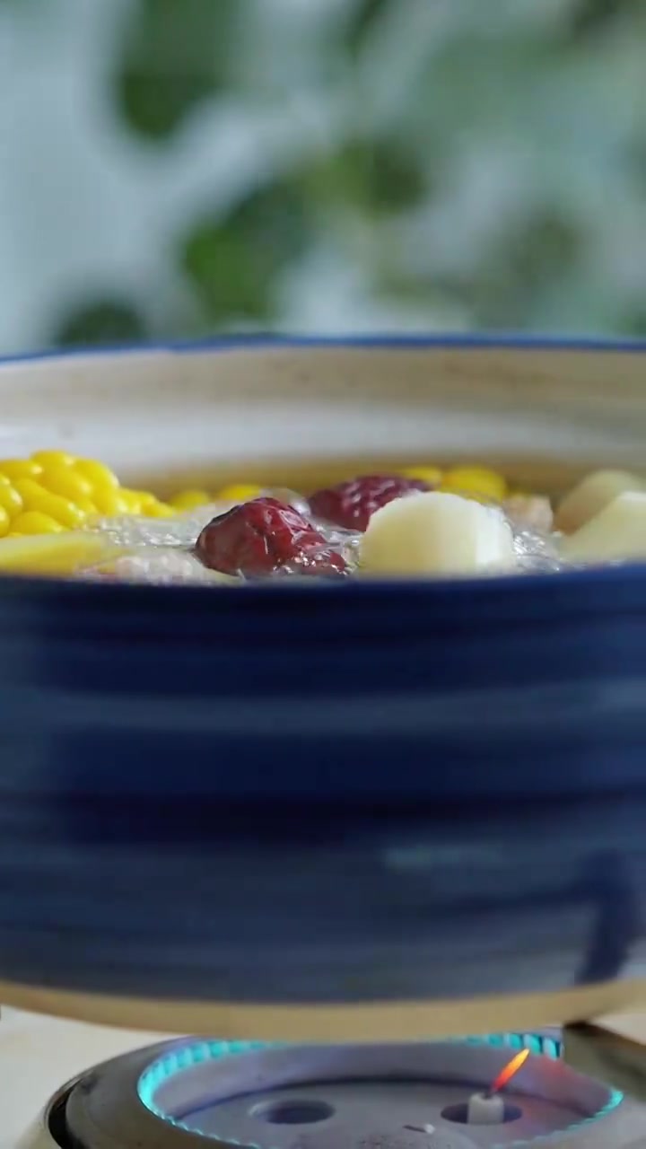 鲜香养生素汤|猴头菇淮山汤|食养暖冬,养胃健脾,家常靓汤来了~